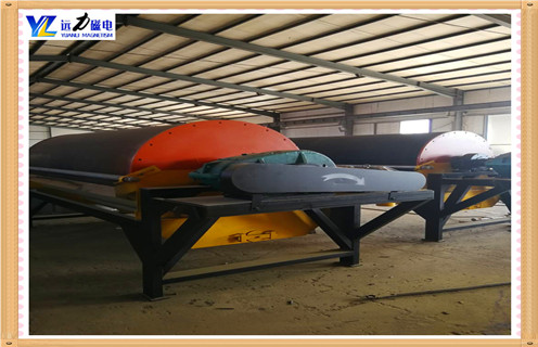 強磁磁選機,強磁磁選機如何避免出現跑黑現象原理圖_強磁磁選機如何避免出現跑黑現象能選三氧化二鐵嗎? 強磁磁選機,強磁磁選機如何避免出現跑黑現象原理圖_強磁磁選機如何避免出現跑黑現象能選三氧化二鐵嗎?