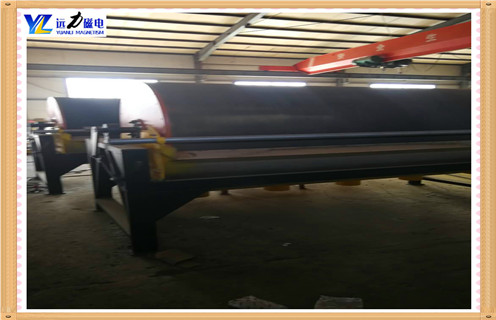 濕式平板磁選機，濕式平板磁選機性能就是這么牛_釩鈦鐵礦濕式平板磁選機性能就是這么牛型號參數及磁場強度