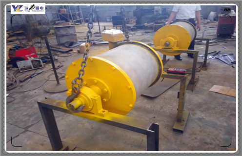 永磁滾筒,江西永磁滾筒多少錢一個_滾筒磁選機多少錢一臺,江西永磁滾筒多少錢一個工作原理 永磁滾筒,江西永磁滾筒多少錢一個_滾筒磁選機多少錢一臺,江西永磁滾筒多少錢一個工作原理