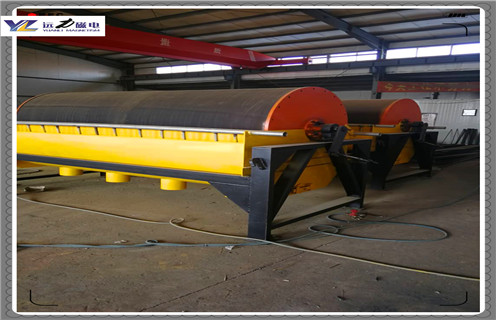 干式磁選機(jī),江蘇干式永磁磁選機(jī)_江蘇干式永磁磁選機(jī)教你如何選擇設(shè)備 干式磁選機(jī),江蘇干式永磁磁選機(jī)_江蘇干式永磁磁選機(jī)教你如何選擇設(shè)備