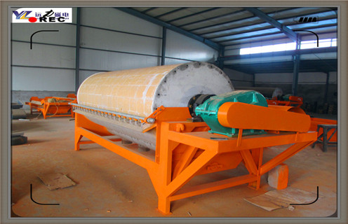 鐵礦磁選機,臨朐鐵礦磁選機工廠_臨朐鐵礦磁選機工廠如何配置,選三氧化二鐵嗎? 鐵礦磁選機,臨朐鐵礦磁選機工廠_臨朐鐵礦磁選機工廠如何配置,選三氧化二鐵嗎?