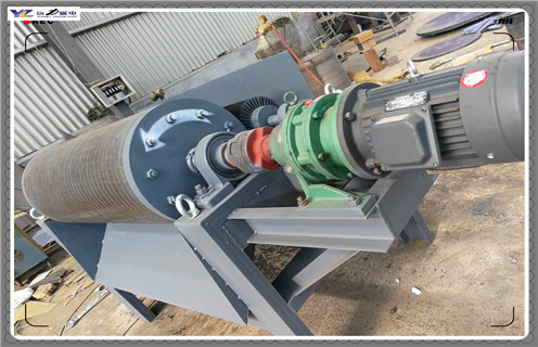 貧鐵礦干式磁選機,青海貧鐵礦干式磁選機_青海貧鐵礦干式磁選機如何選鐵參數規格一般是多少_生產廠家 貧鐵礦干式磁選機,青海貧鐵礦干式磁選機_青海貧鐵礦干式磁選機如何選鐵參數規格一般是多少_生產廠家