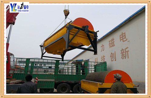 永磁筒式磁選機進料口出料口分別是什么樣子的